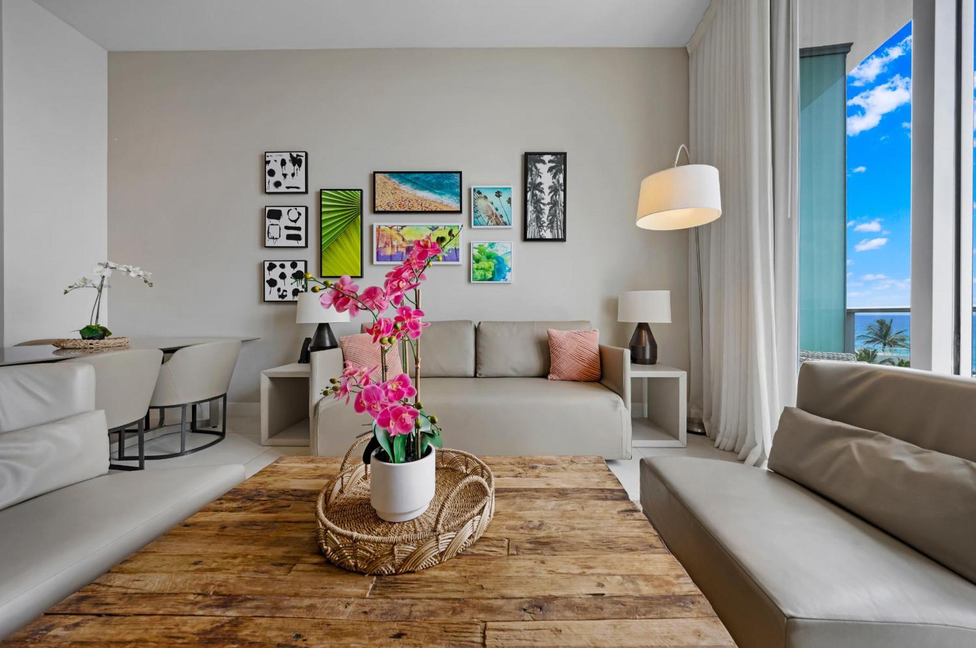 Wake Up To The Sound Of Waves In A Stylish Condo In A Luxury Resort Hollywood Exteriör bild