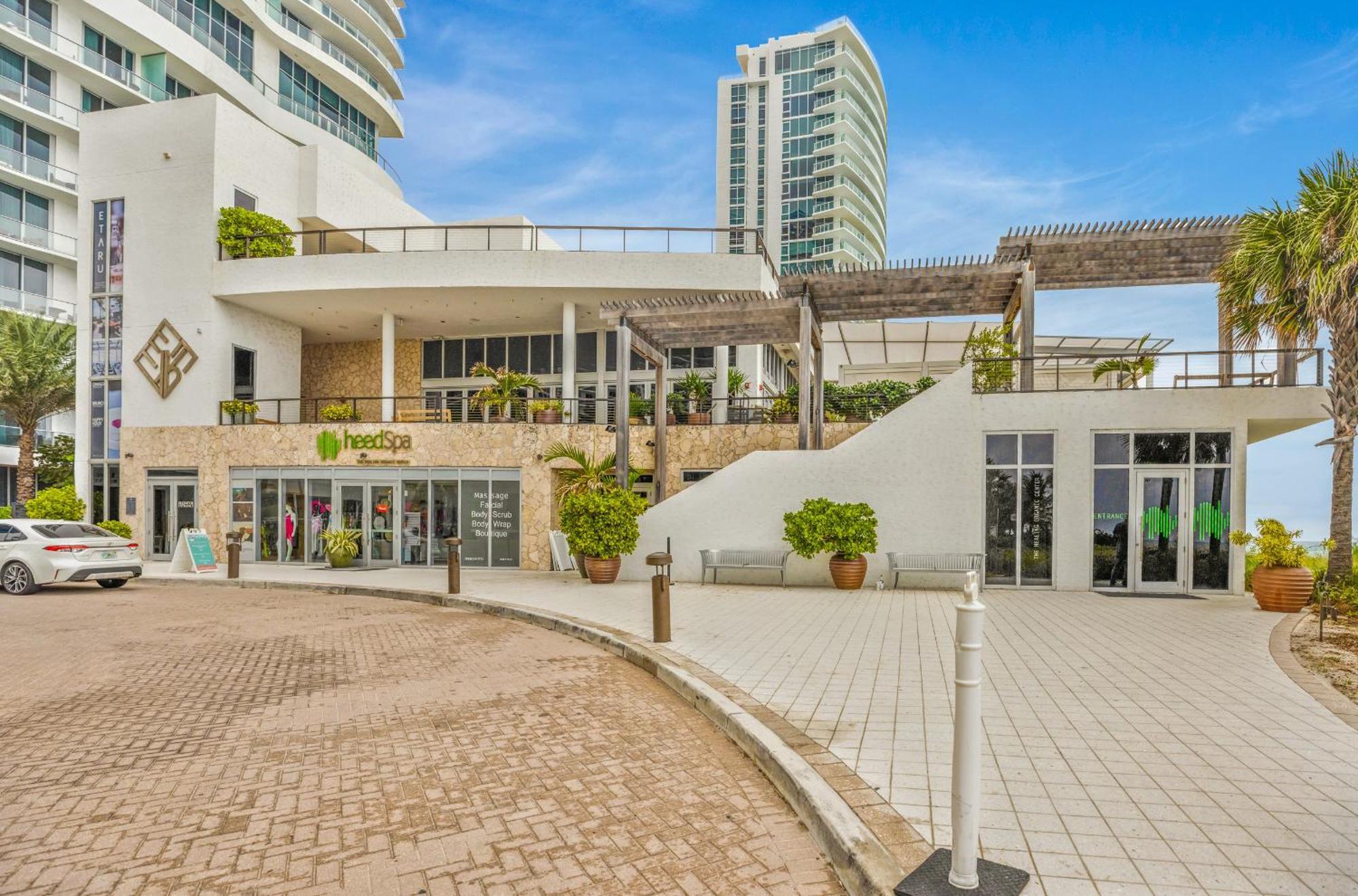 Wake Up To The Sound Of Waves In A Stylish Condo In A Luxury Resort Hollywood Exteriör bild