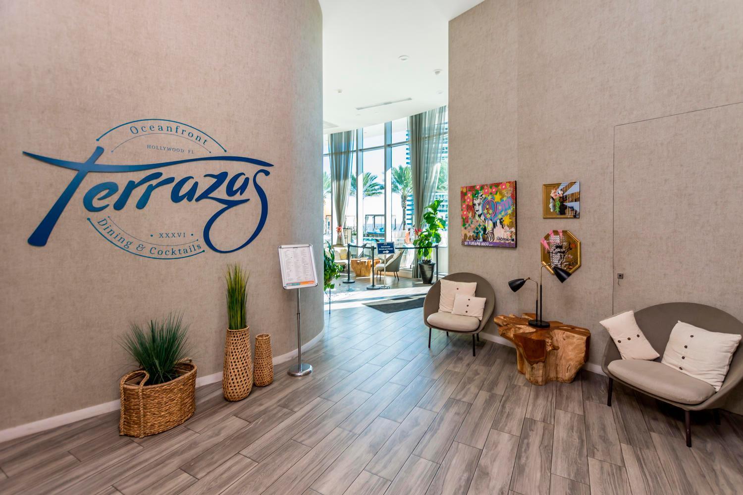 Wake Up To The Sound Of Waves In A Stylish Condo In A Luxury Resort Hollywood Exteriör bild