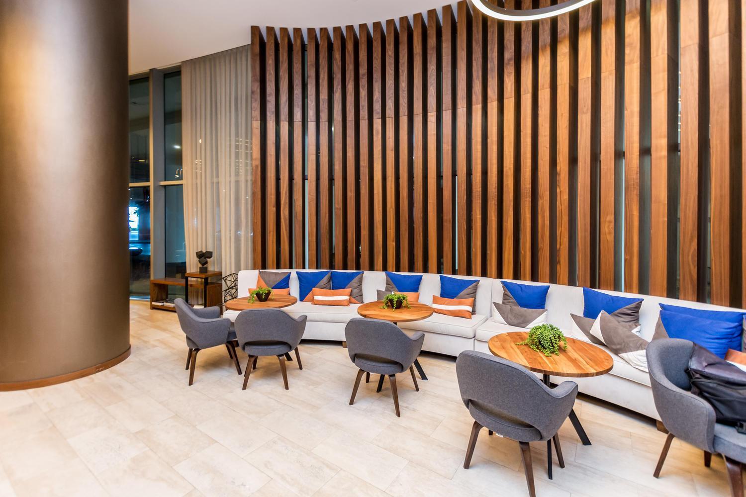 Wake Up To The Sound Of Waves In A Stylish Condo In A Luxury Resort Hollywood Exteriör bild