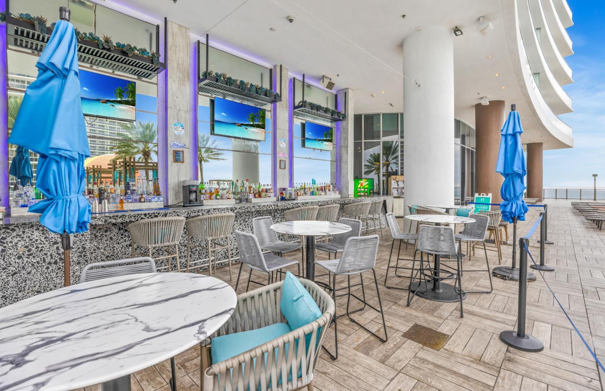 Wake Up To The Sound Of Waves In A Stylish Condo In A Luxury Resort Hollywood Exteriör bild