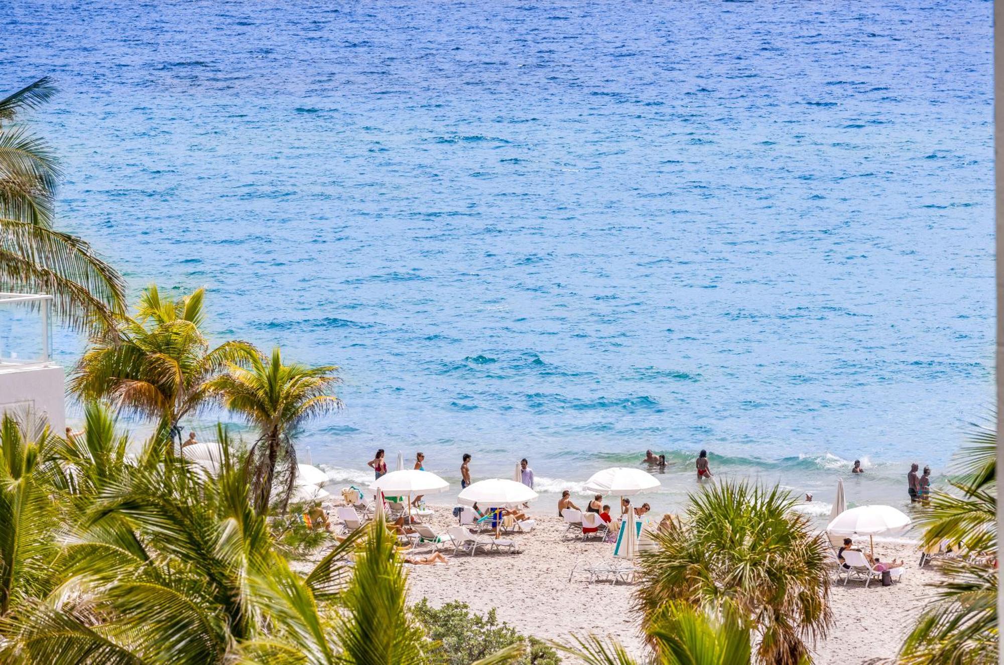 Wake Up To The Sound Of Waves In A Stylish Condo In A Luxury Resort Hollywood Exteriör bild